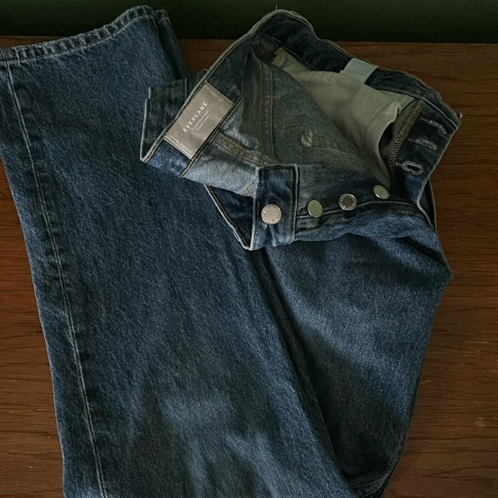 Everlane The Everybody Jean with Organic Cotton and button fly size E5 short